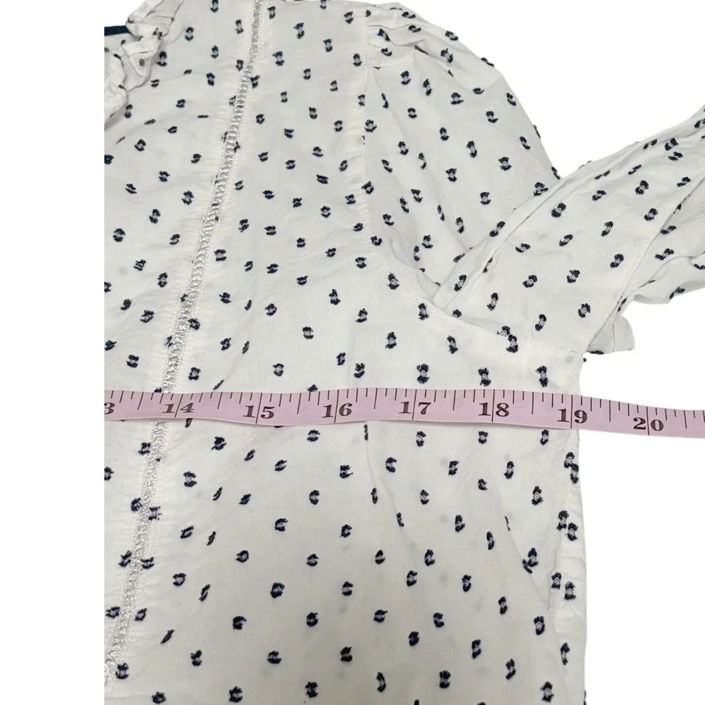 LOFT - Size Medium‎ - White Navy Blue Clip Dot Ruffle V-Neck Blouse Top